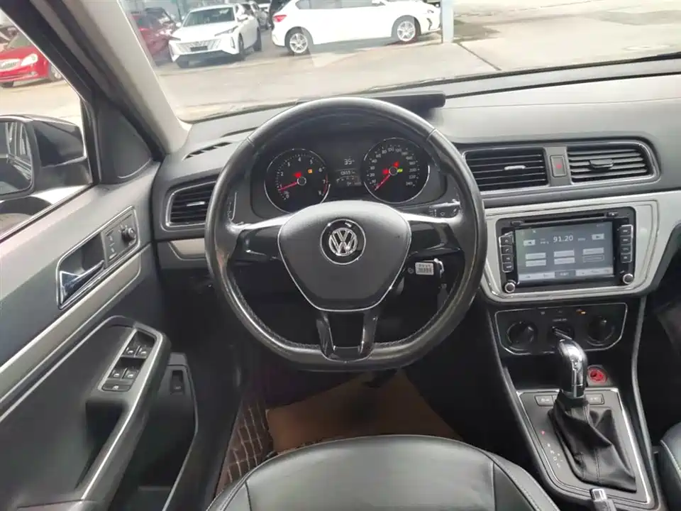 Volkswagen Lavida