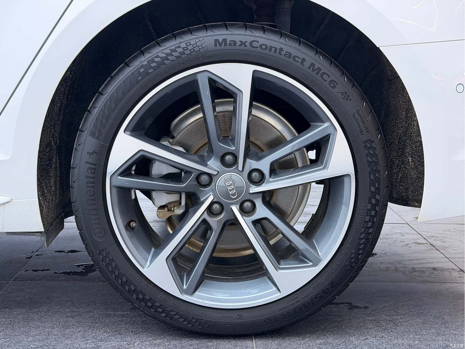 Audi A4L, 2020 16