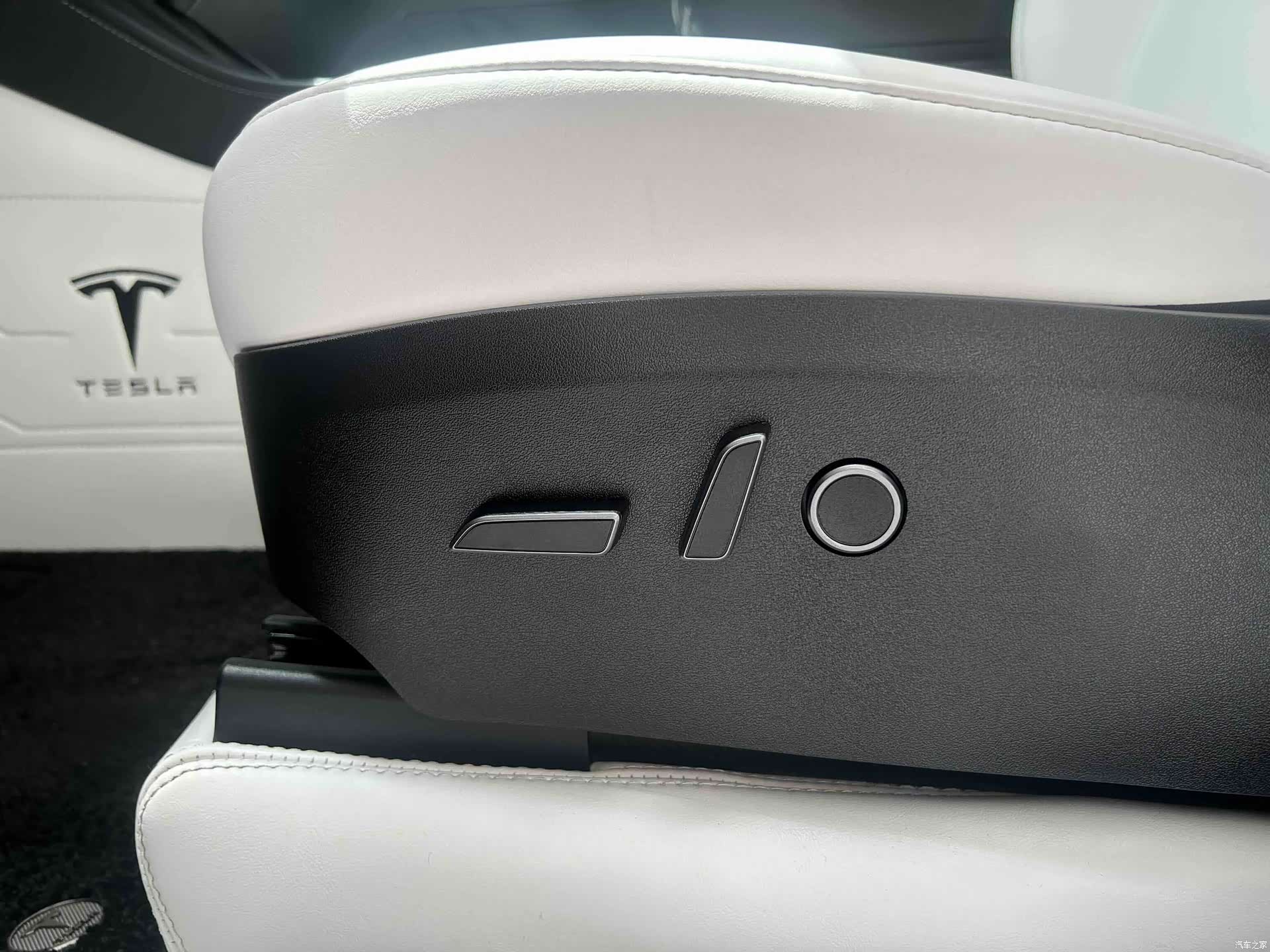 Tesla Model Y, 2024 12
