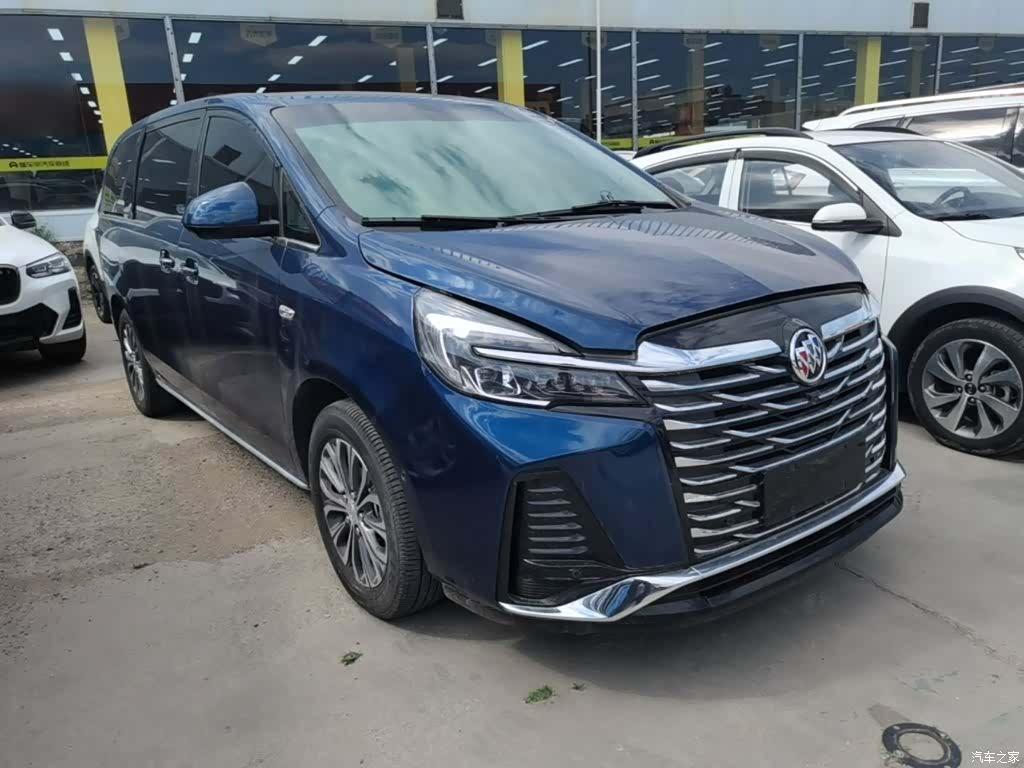 Buick GL8, 2023 4