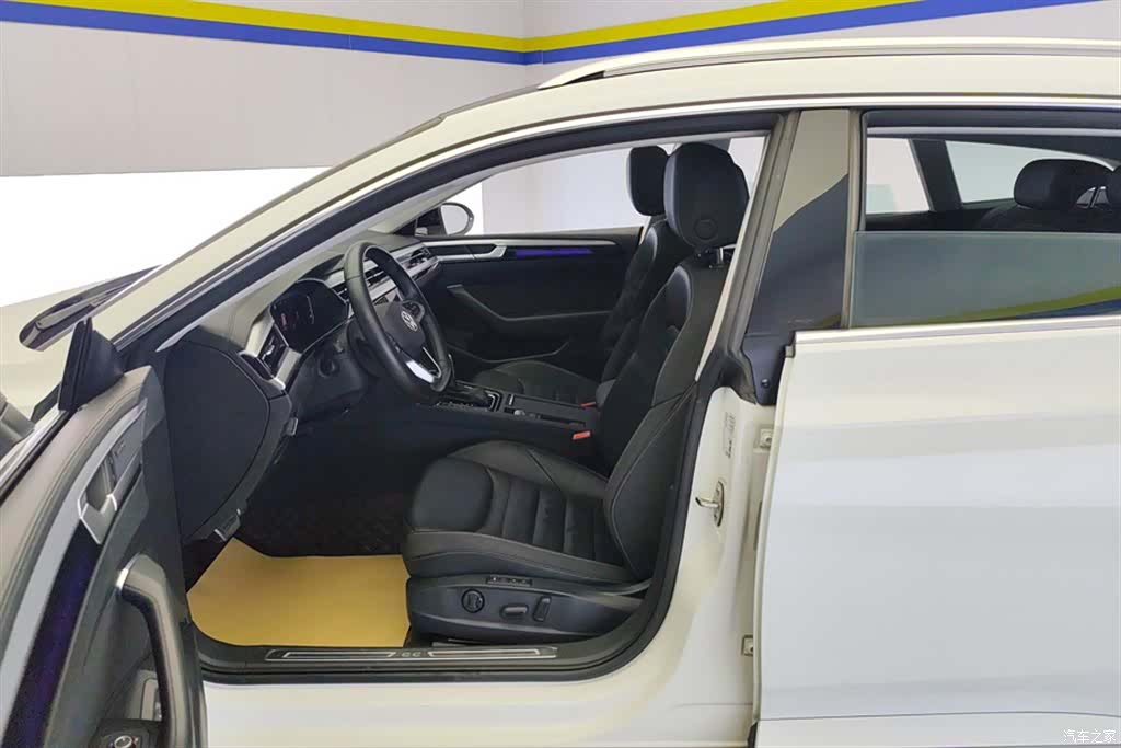 Volkswagen CC, 2024 9