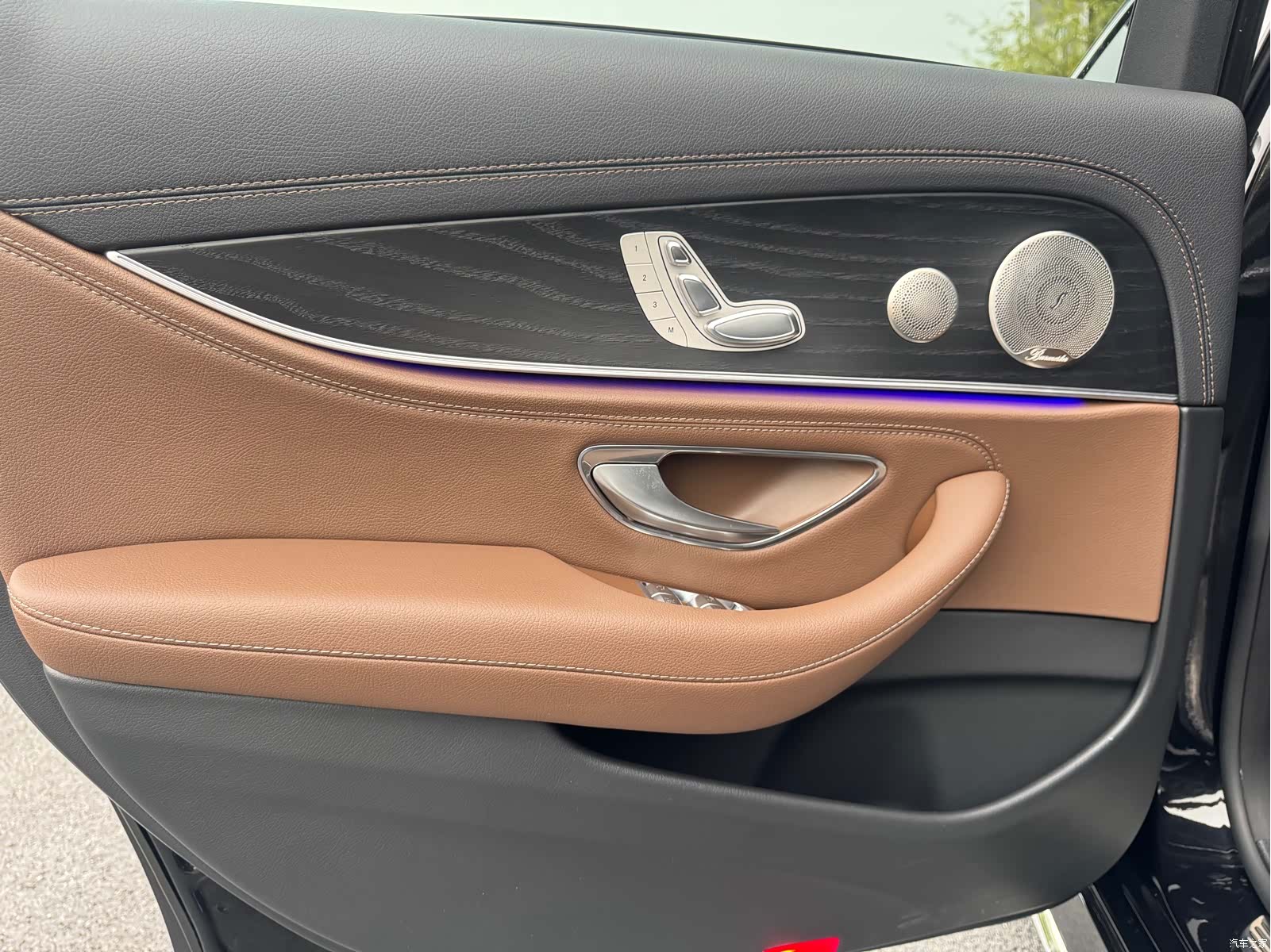 Mercedes-Benz E-Class, 2022 22
