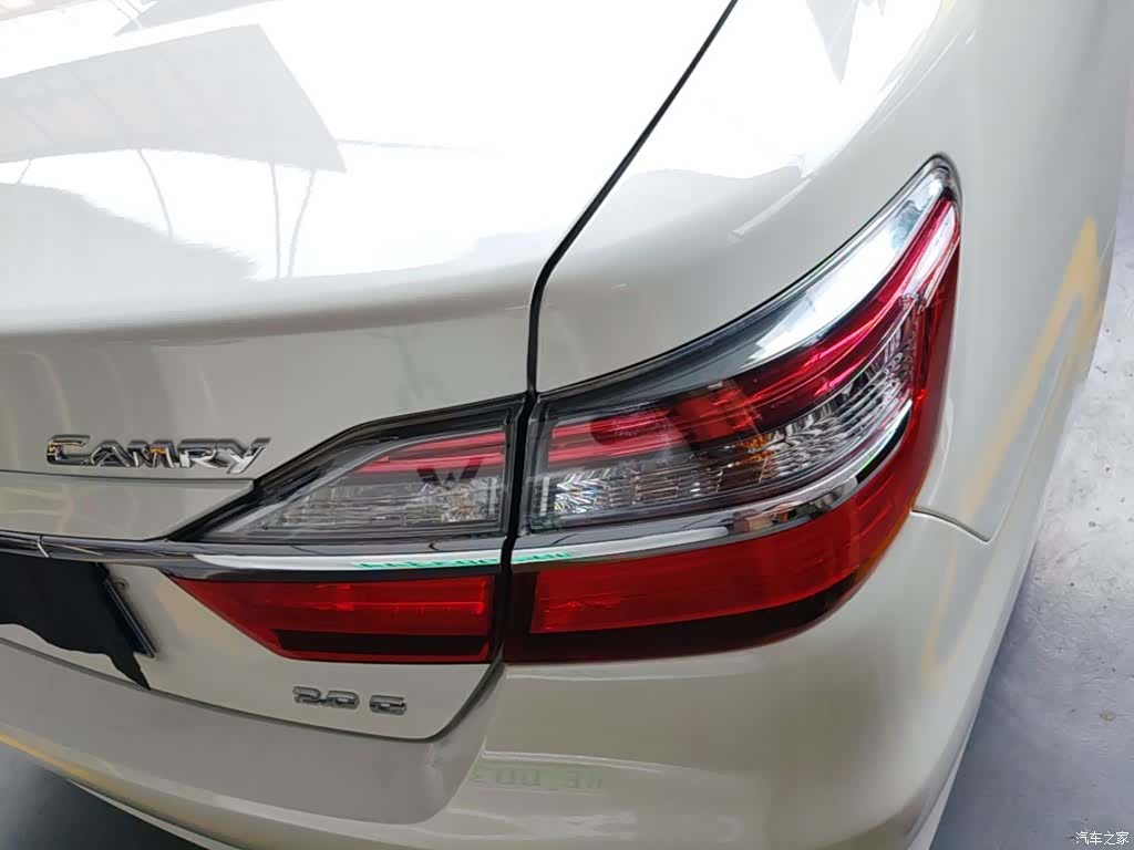 Toyota Camry, 2017 8