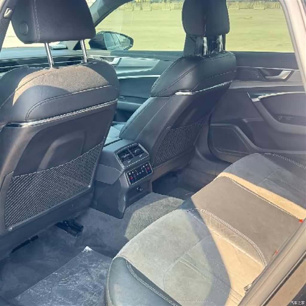 Audi A6L, 2021 9