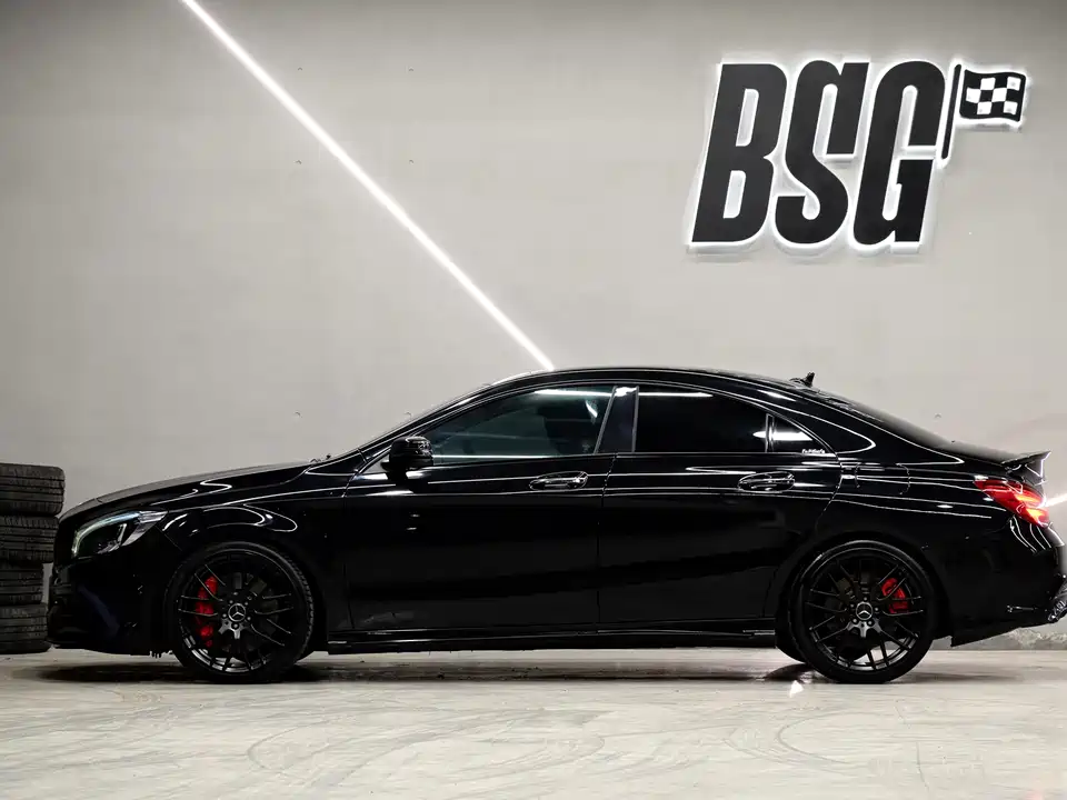 Mercedes-Benz CLA AMG
