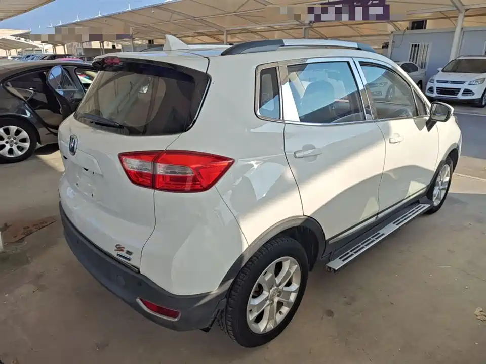 Changan CS15