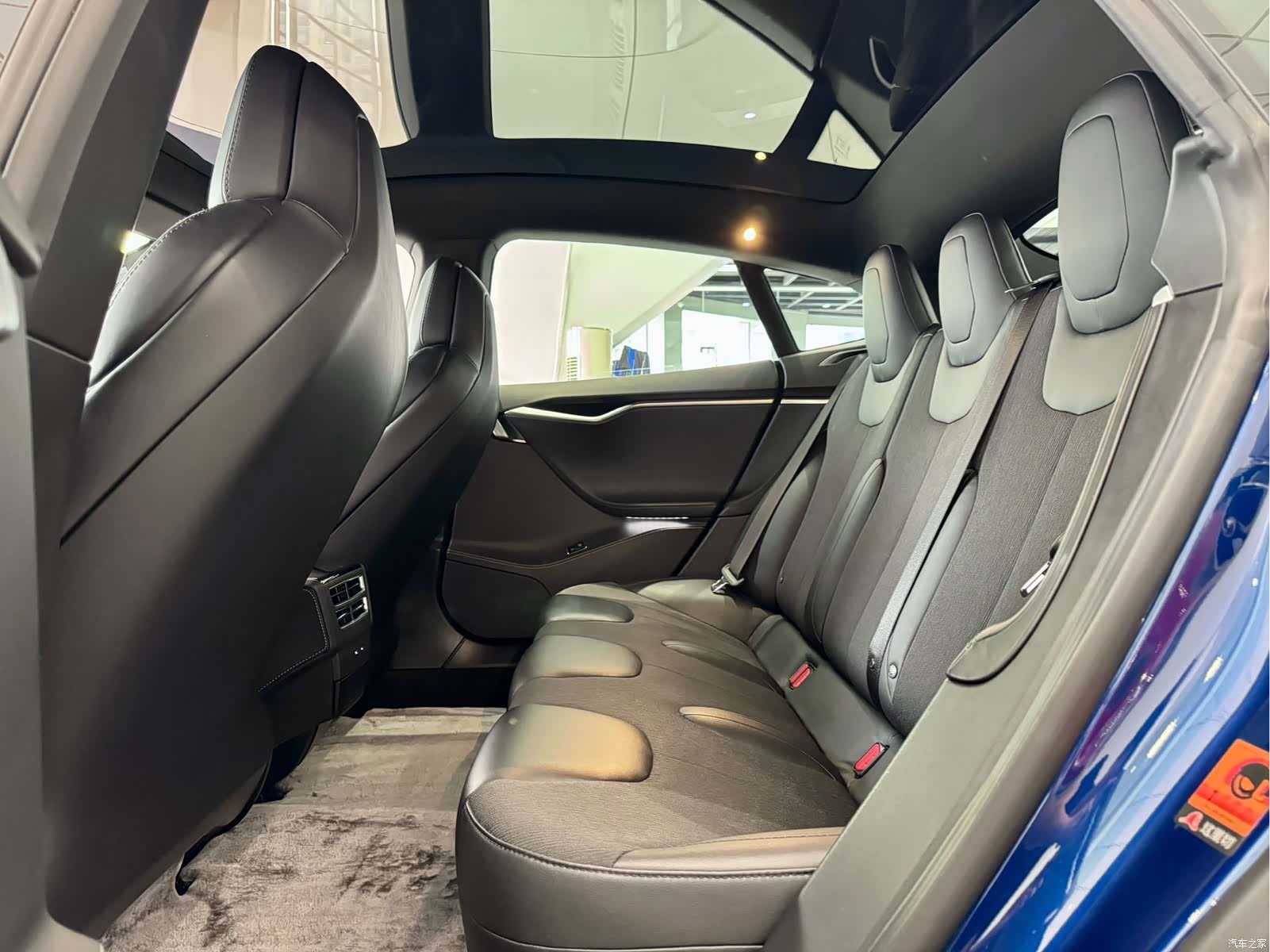 Tesla Model S, 2017 6