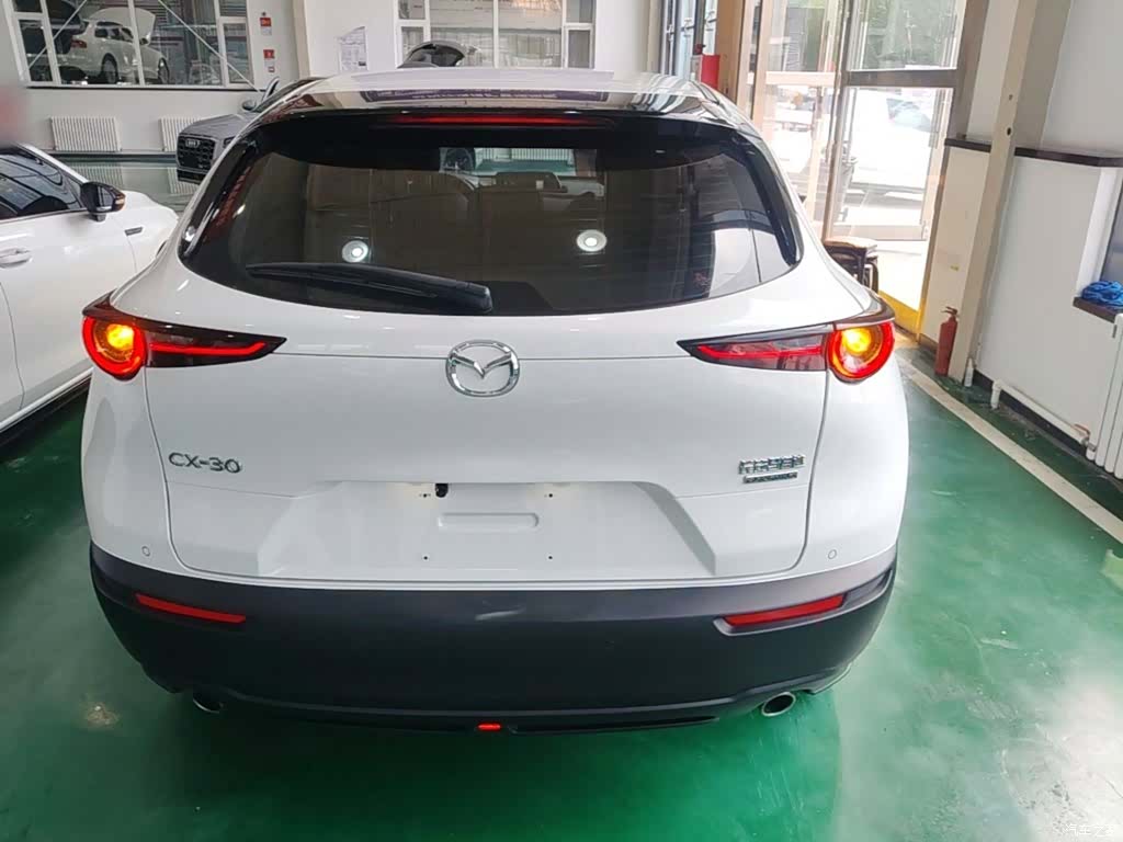 Mazda CX-30, 2022 6