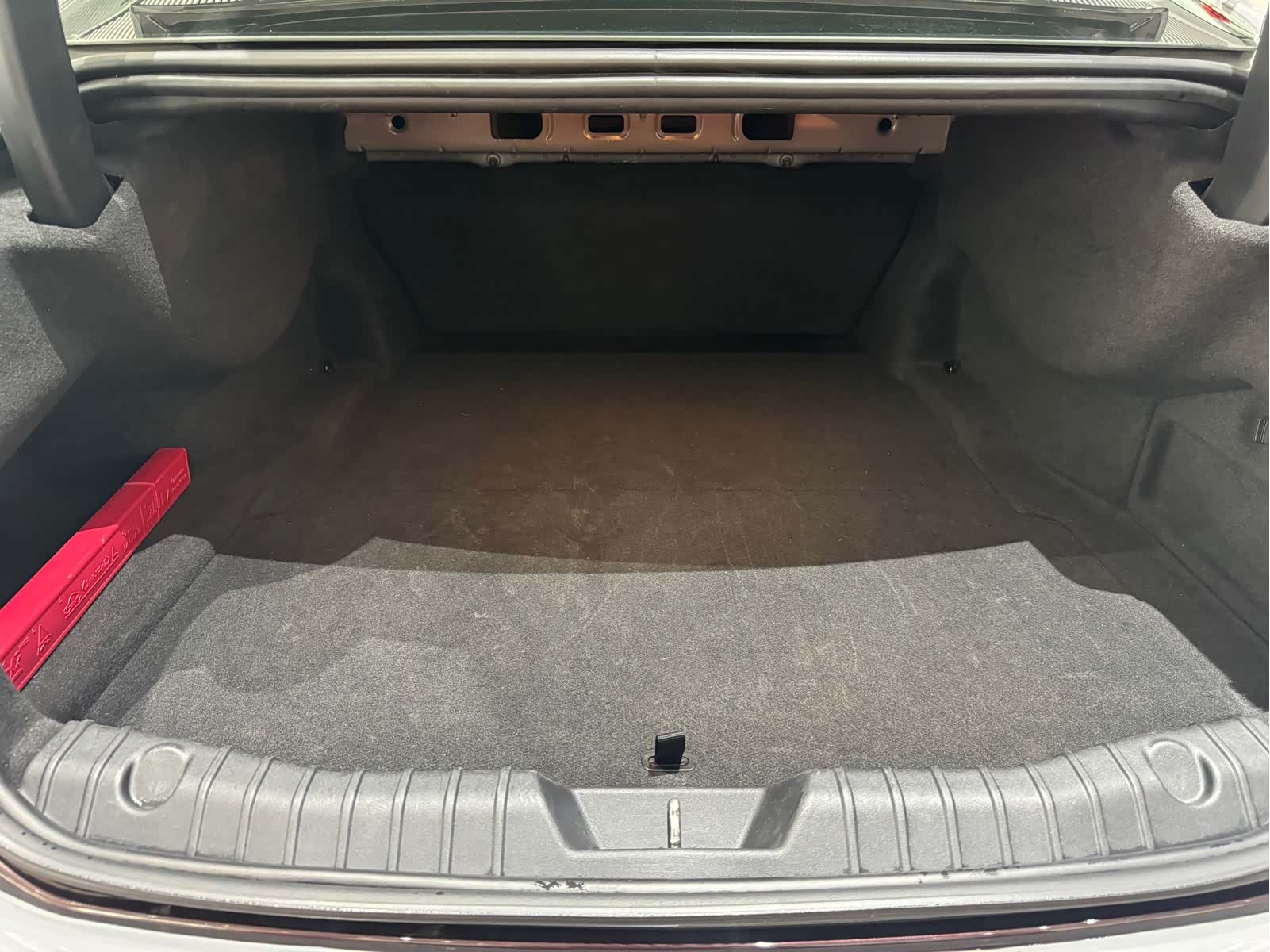Land Rover XFL, 2018 28