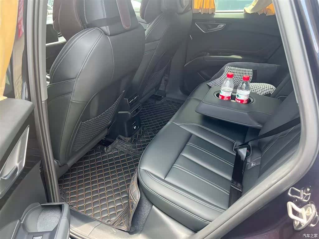 Audi Q4 e-tron, 2024 4