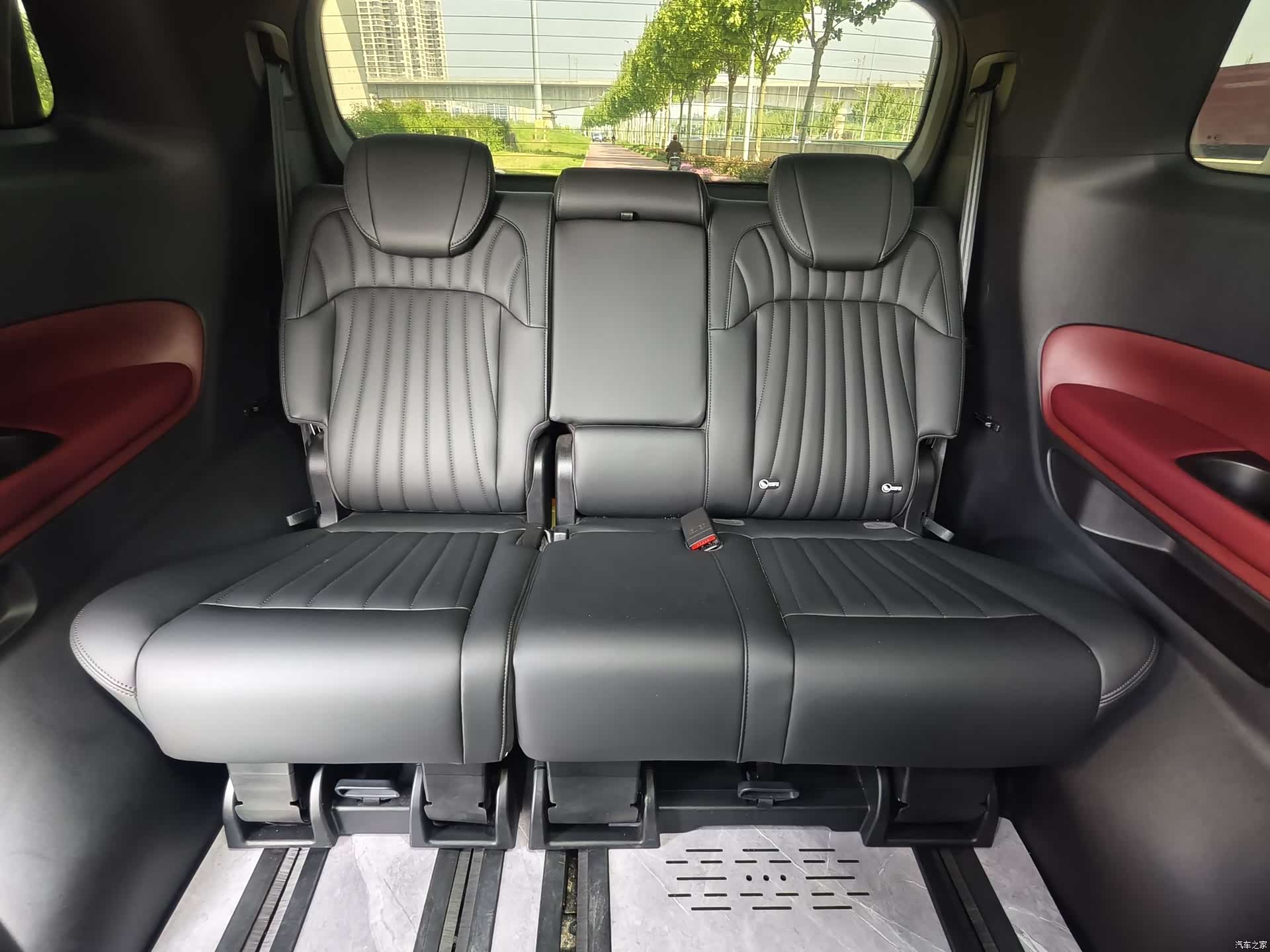 Trumpchi M8, 2025 13