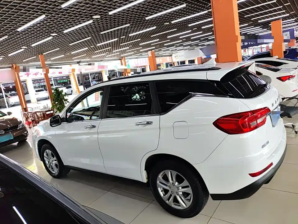 Haval M6