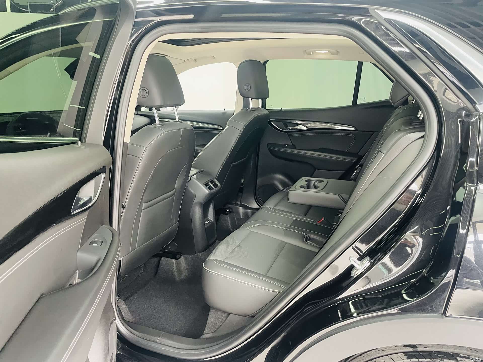 Buick Envision, 2022 9