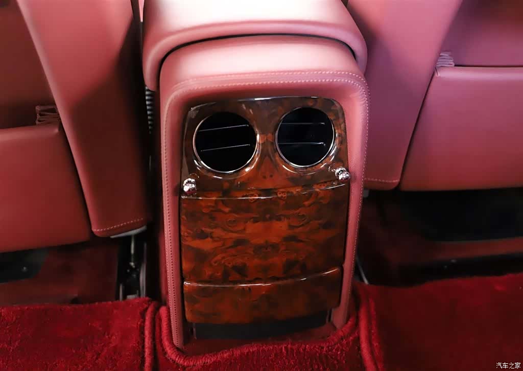 Rolls-Royce Phantom, 2012 24