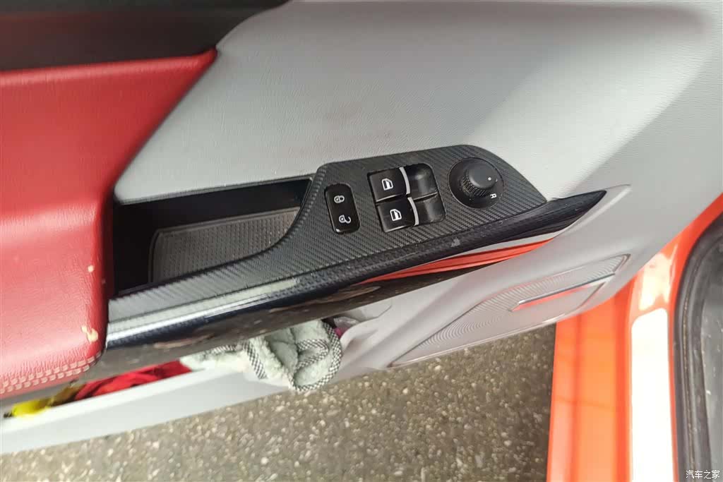 Zotye E200, 2017 9