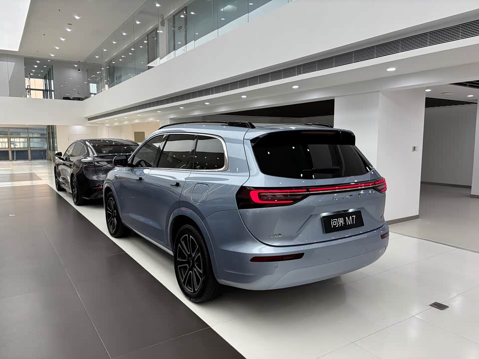 AITO Ask the world M7