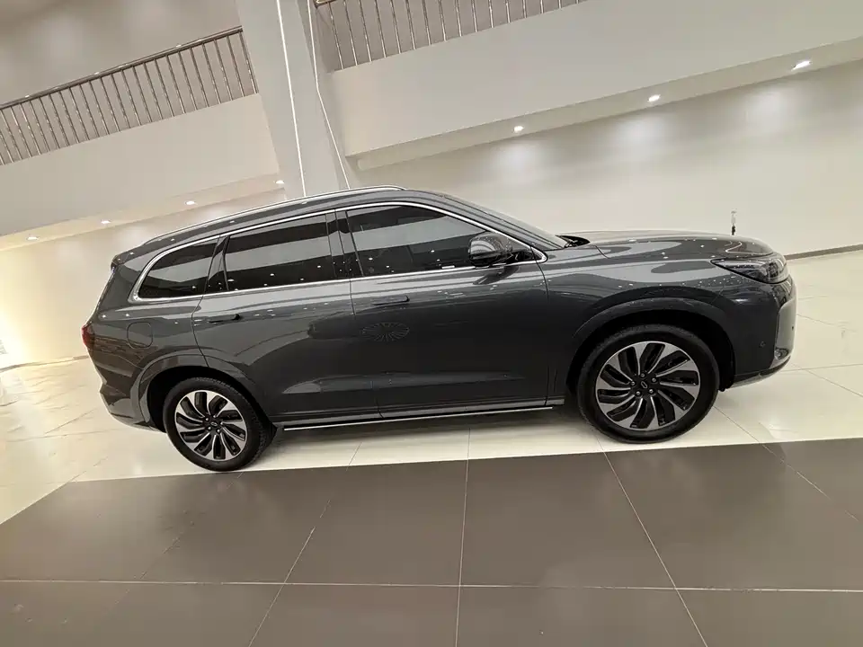 AITO Ask the world M7