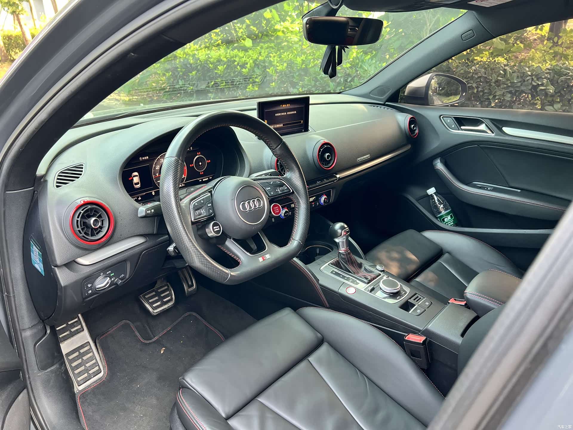 Audi S3, 2019 все фото