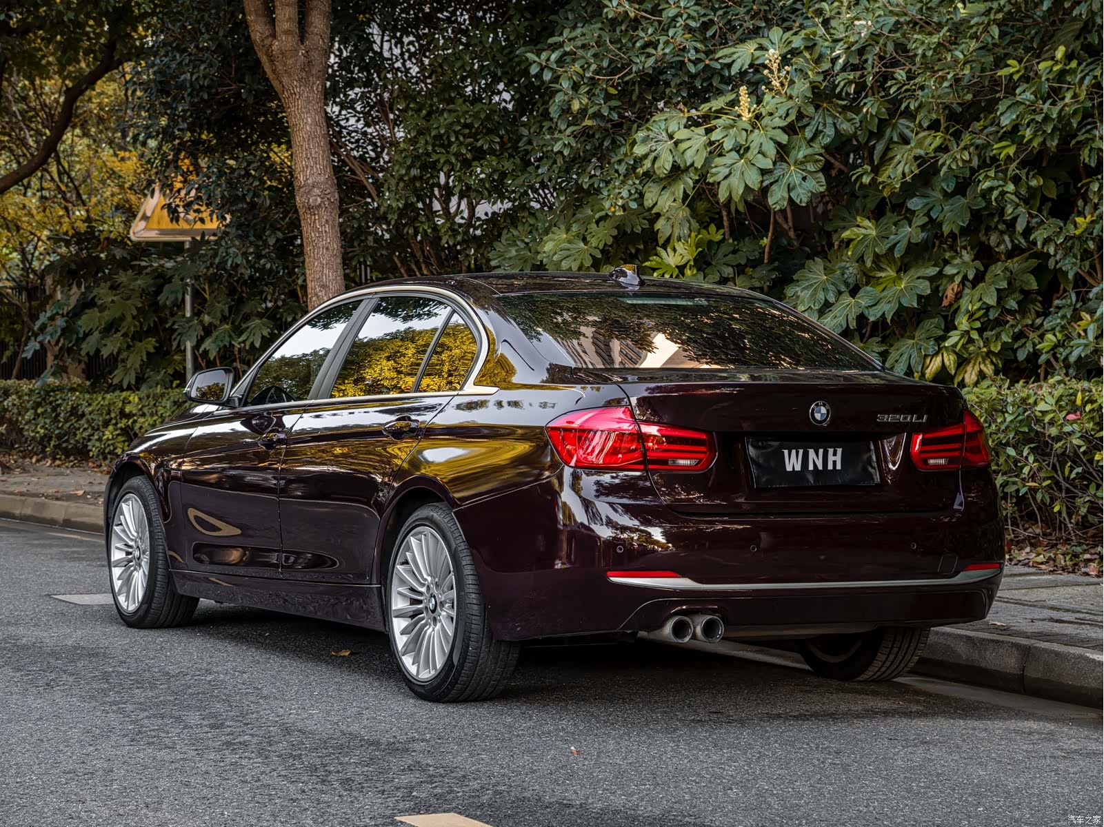 BMW 3 Series, 2018 все фото
