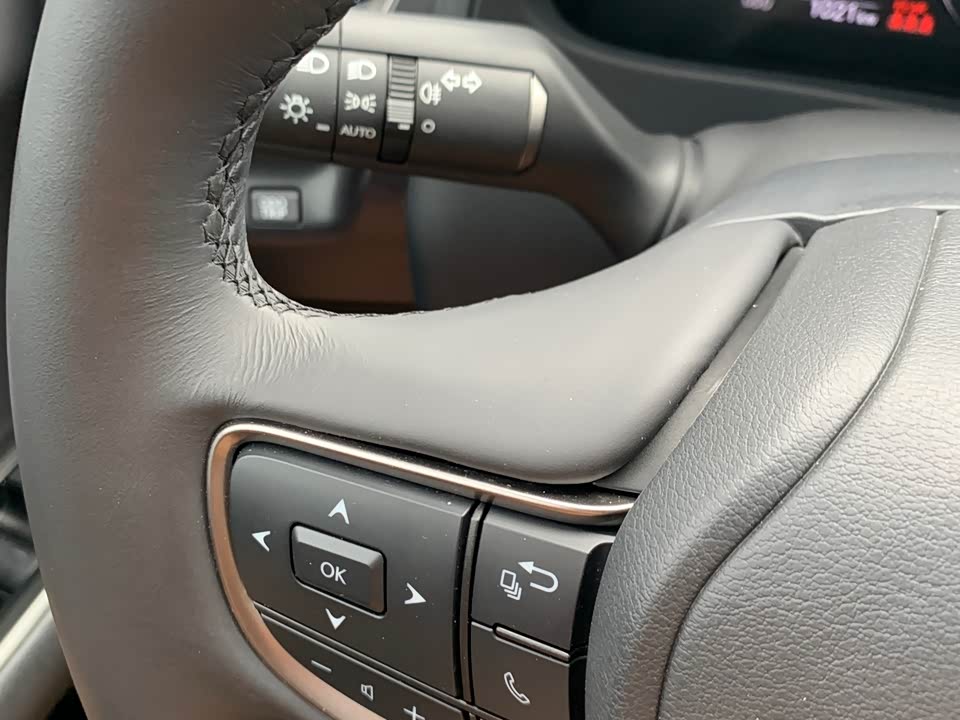 Lexus UX Lexus UX