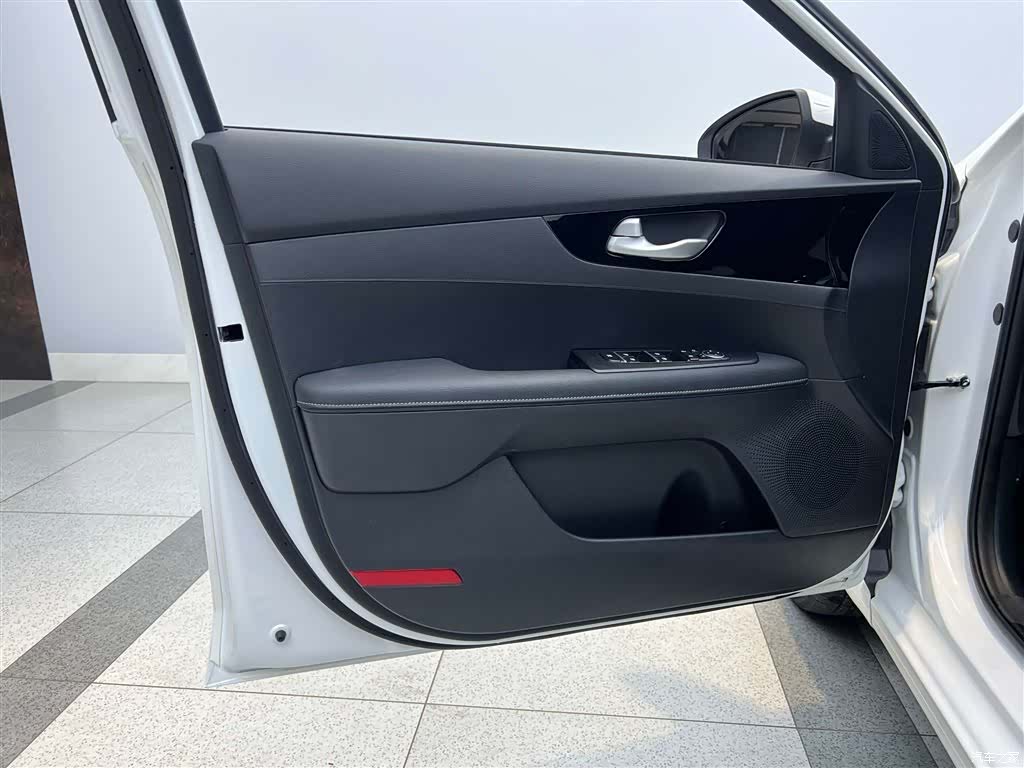 Kia K3, 2022 14