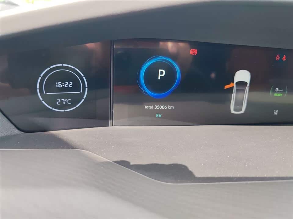 Changan UNI-V Smart iDD