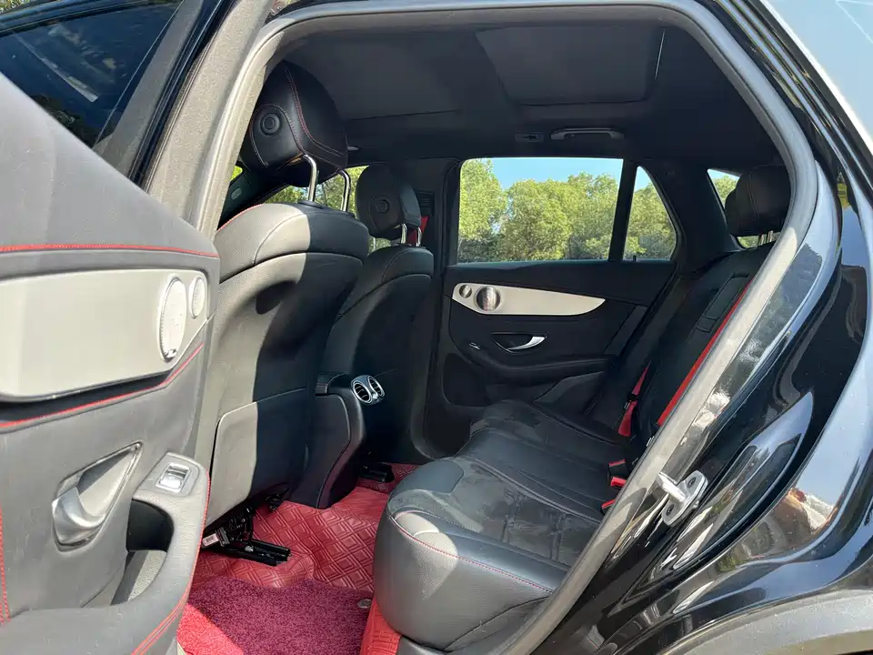 Mercedes-Benz GLC AMG