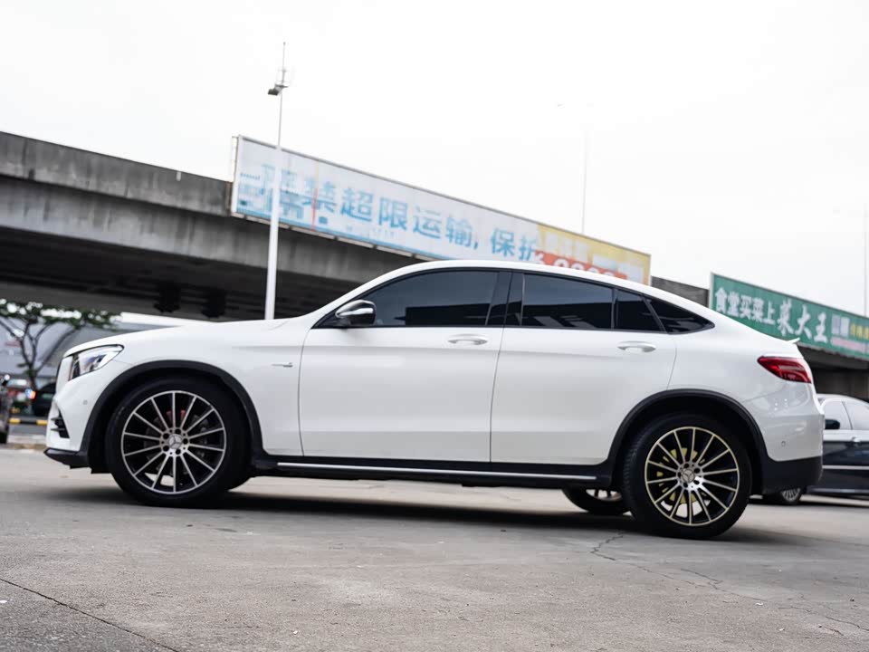 Mercedes-Benz GLC Coupe AMG