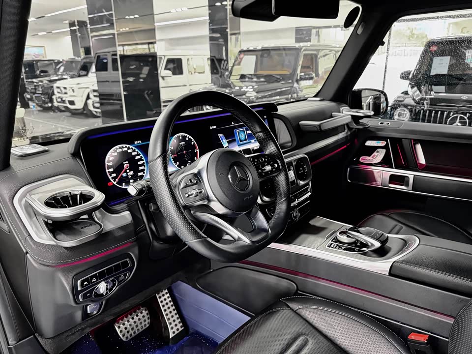 Mercedes-Benz G-class
