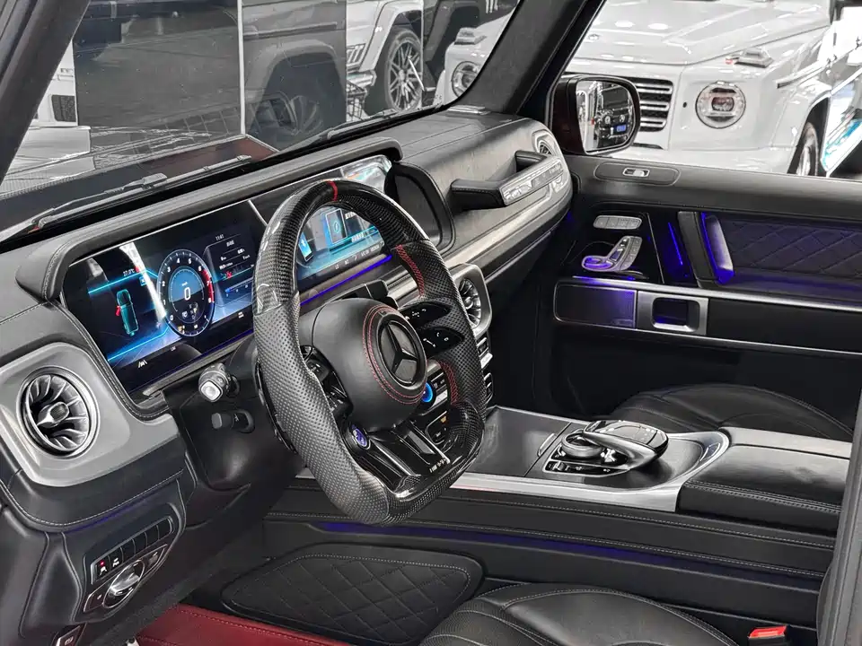 Mercedes-Benz G-class