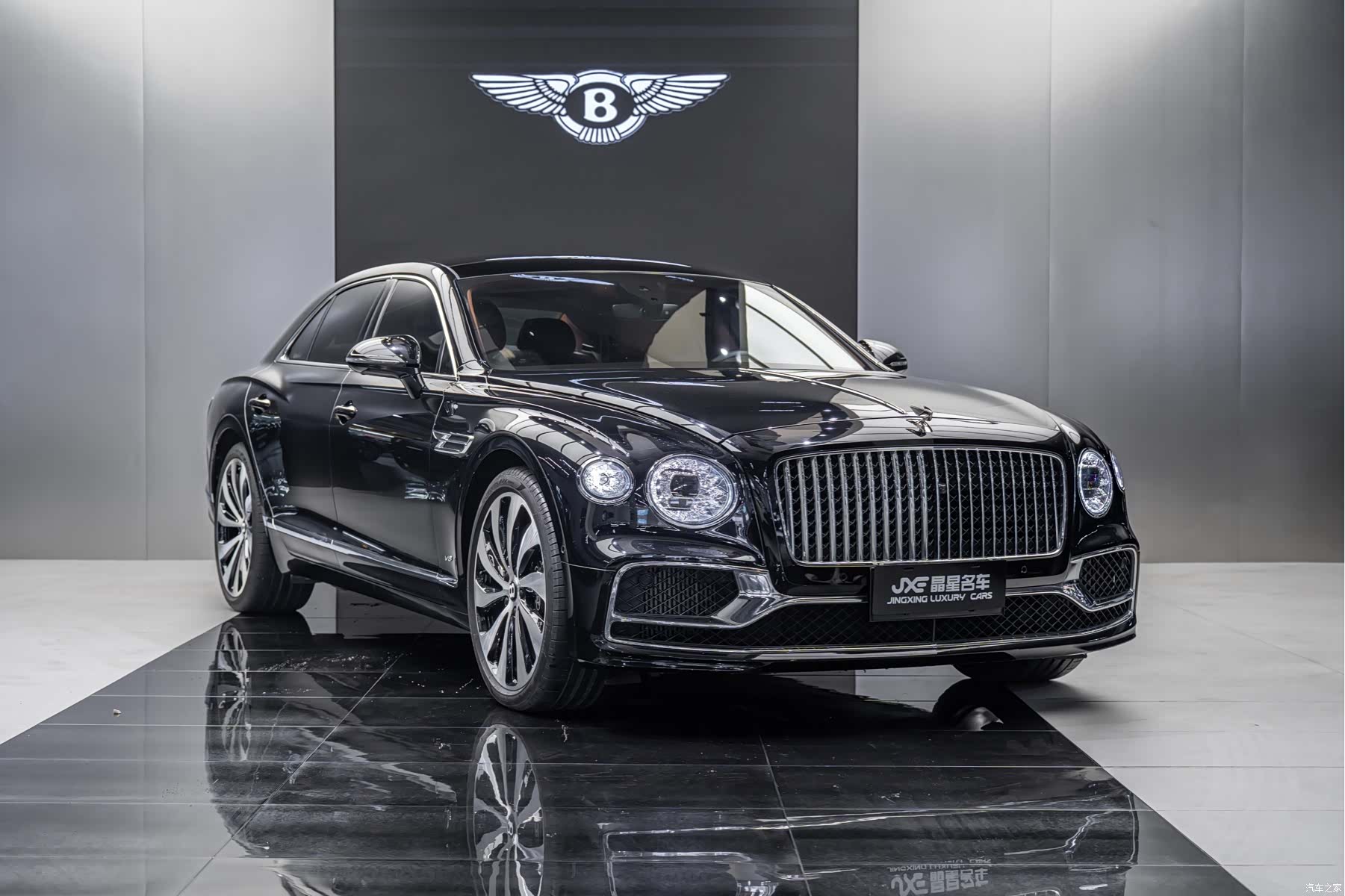 Bentley Flying Spur, 2022 3