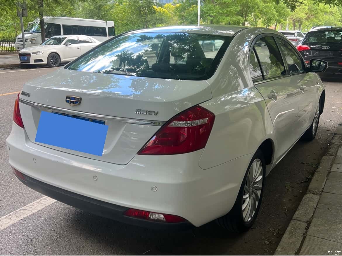 Geely Emgrand, 2017 8