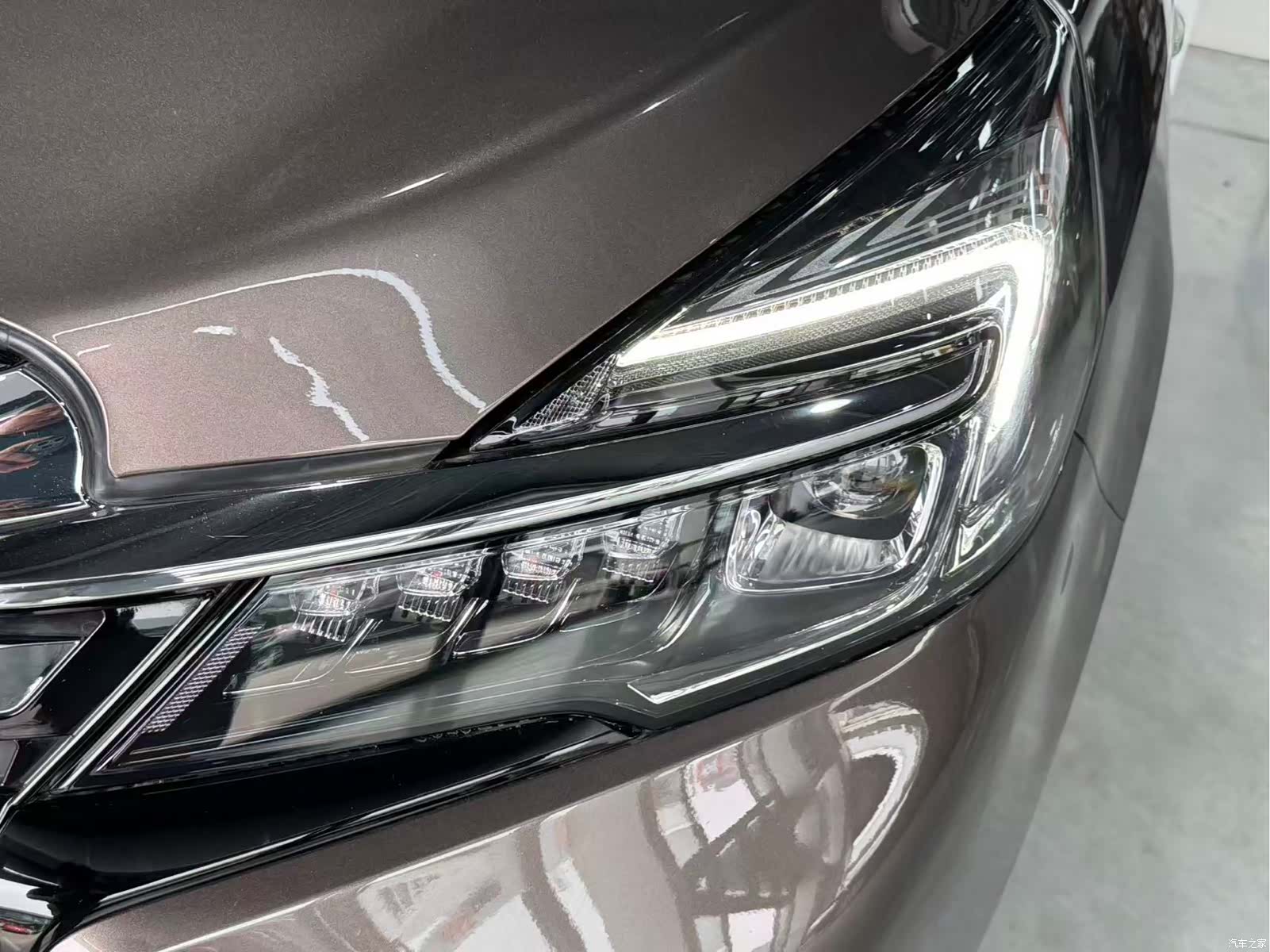 Buick GL8, 2024 3