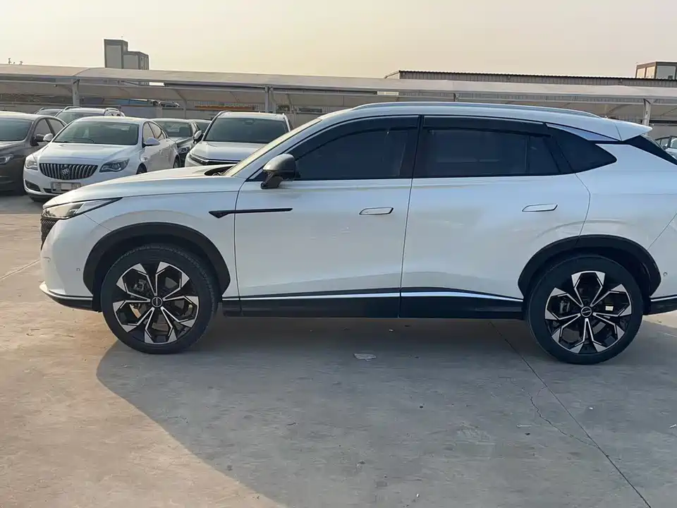Roewe RX5