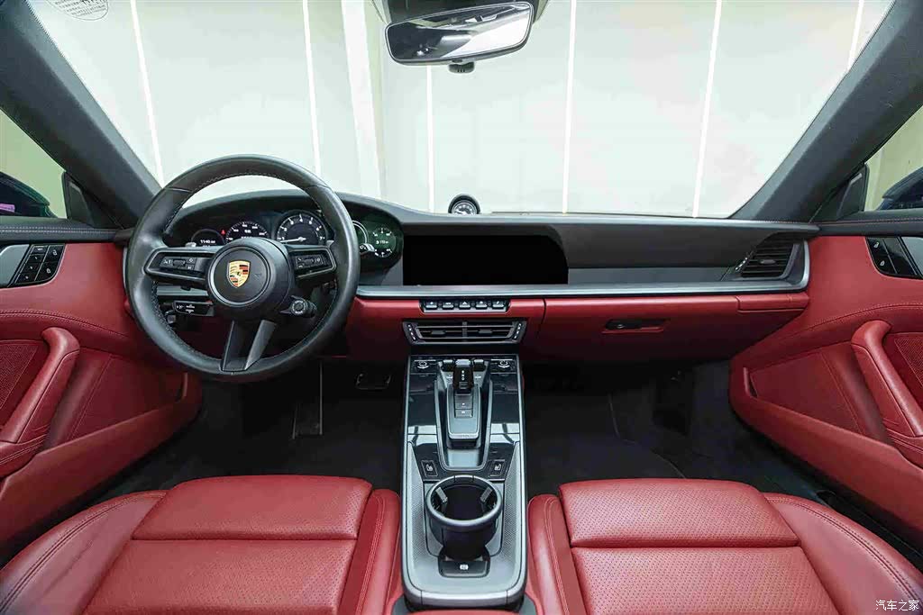 Porsche 911, 2020 16
