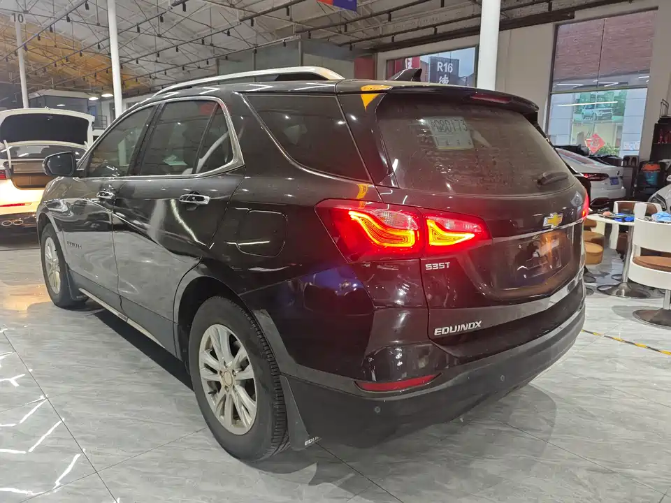 Chevrolet Explorer