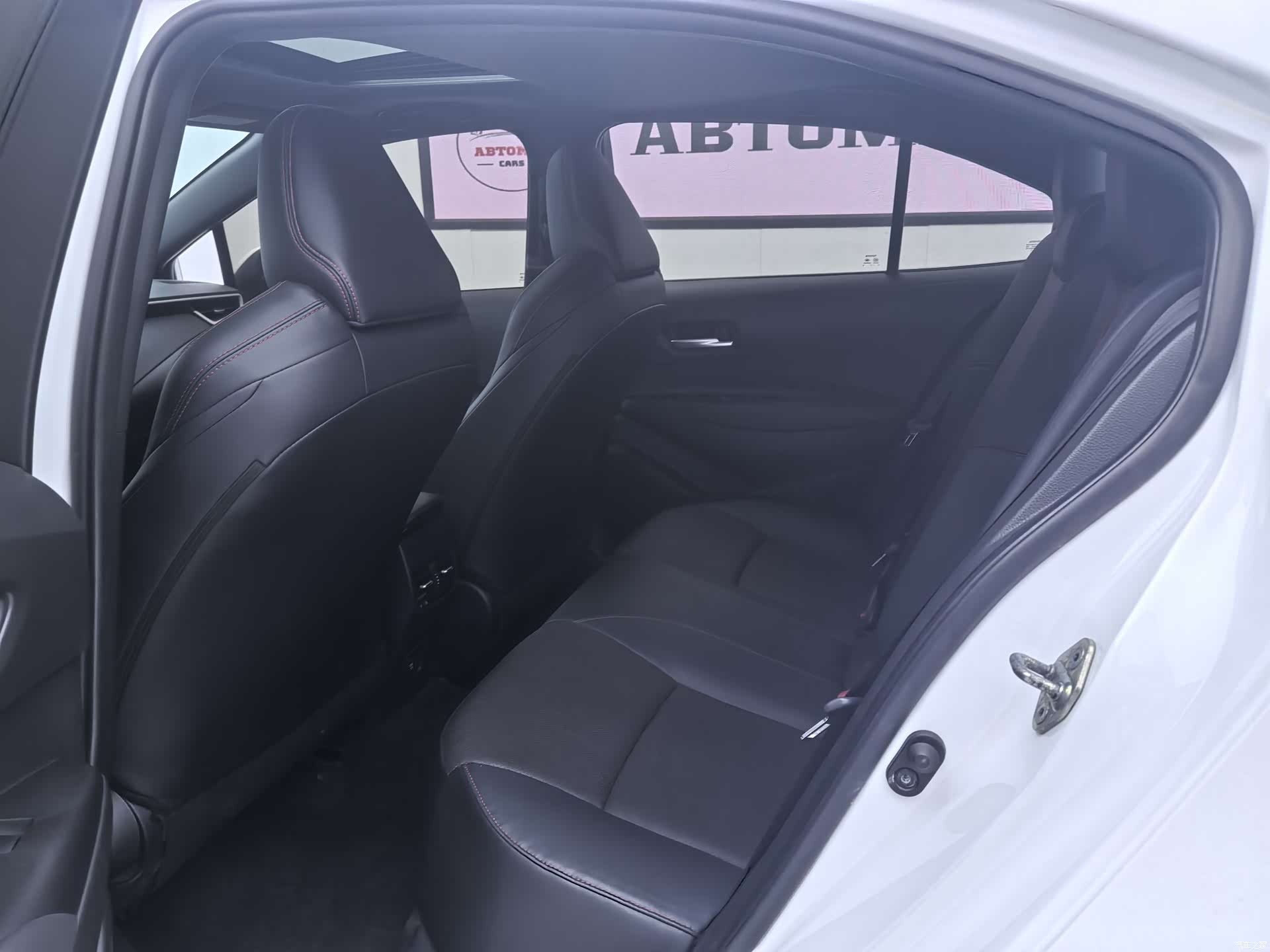 Toyota Levin, 2023 все фото