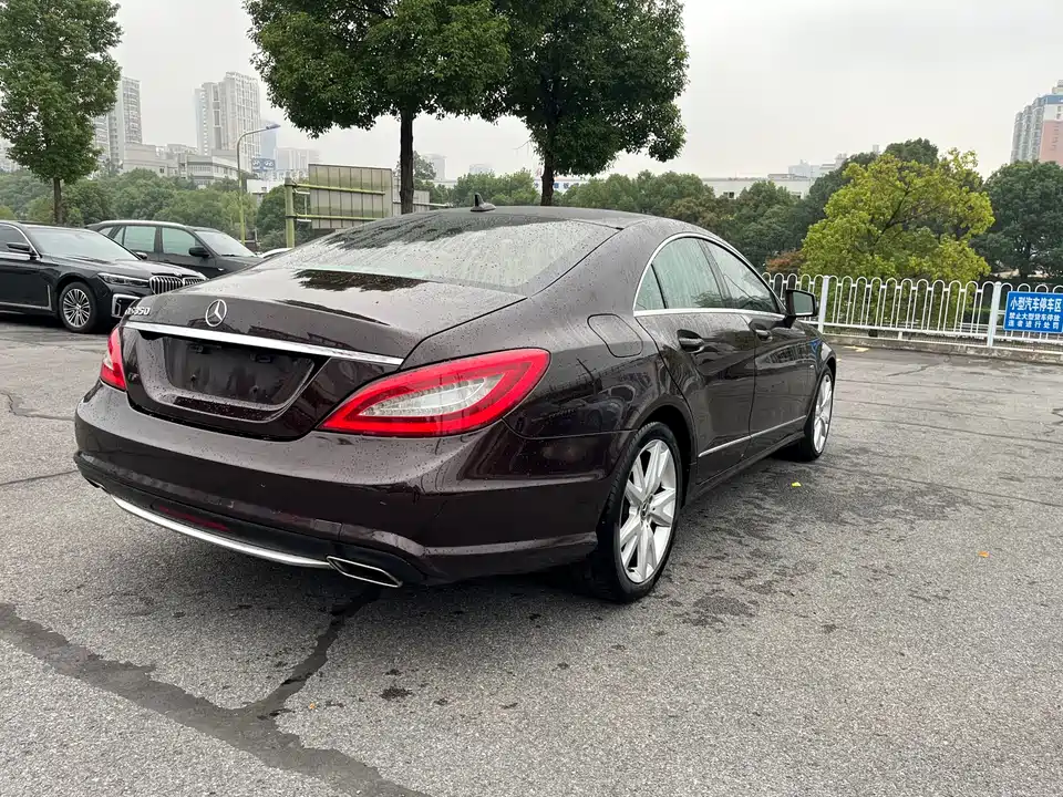 Mercedes-Benz CLS