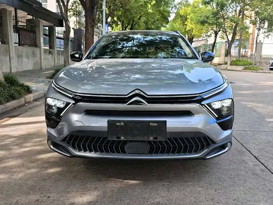 Citroen Versailles C5 X