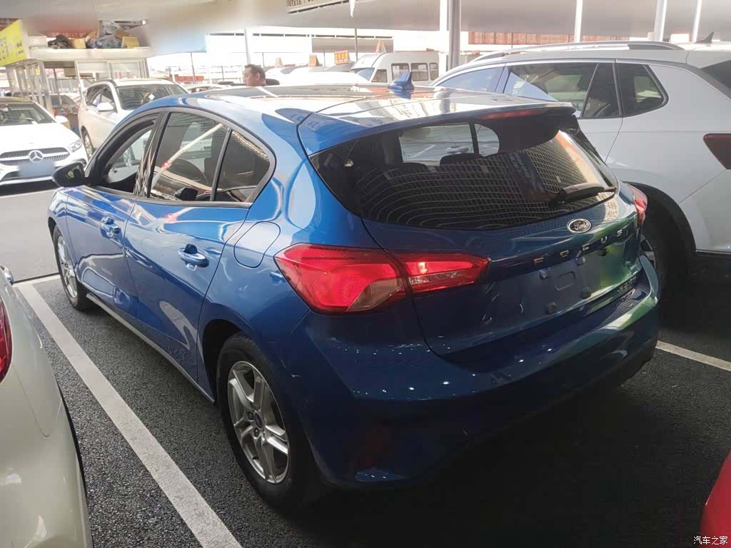 Ford Focus, 2019 23