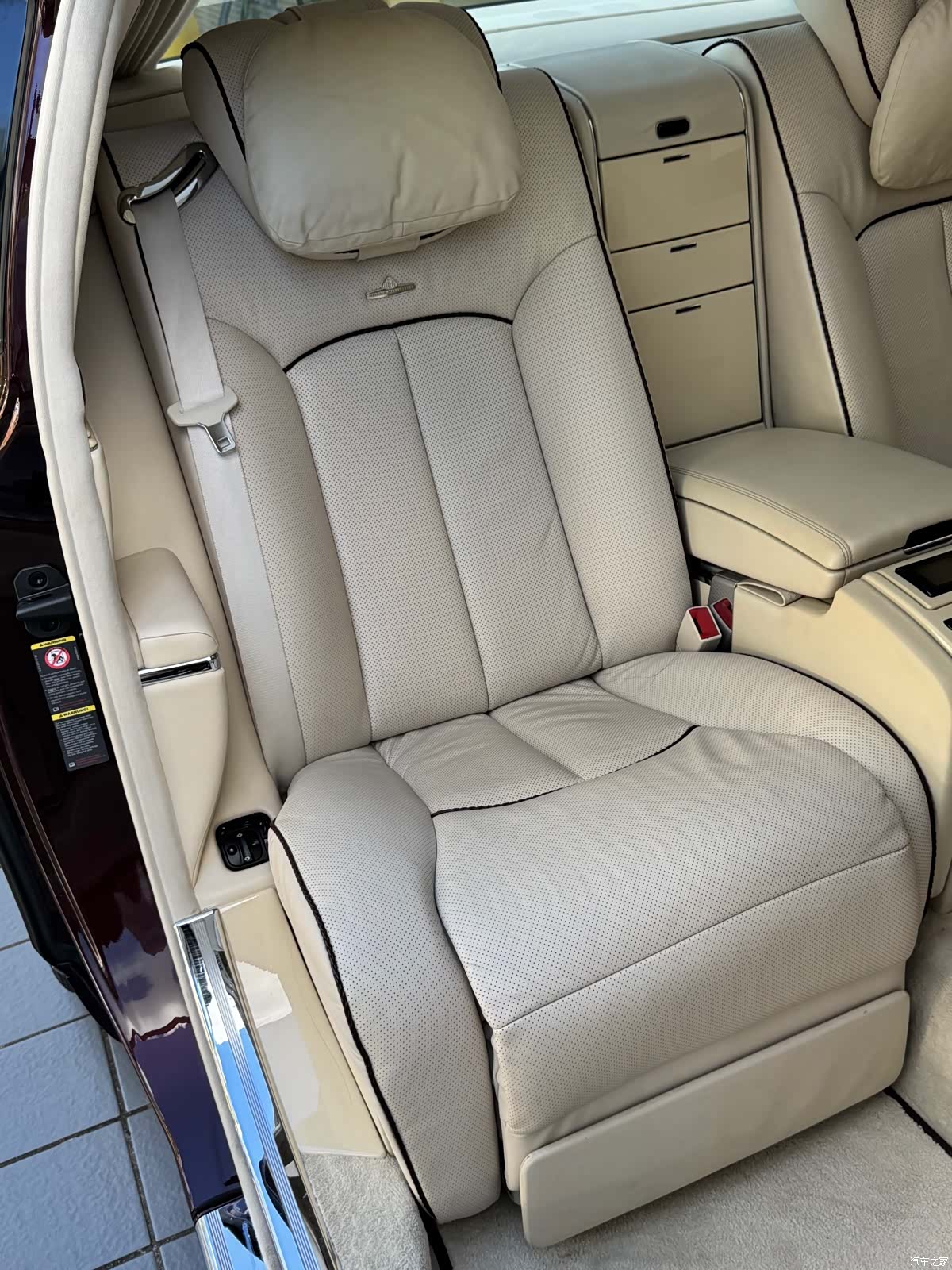 Maybach 62, 2012 10
