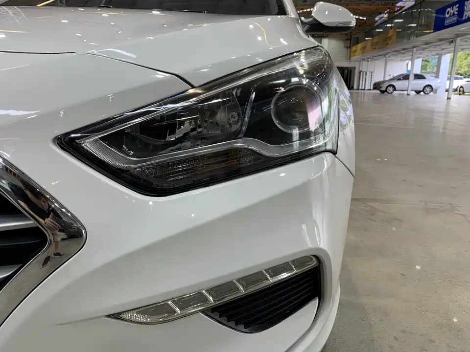 Hyundai Name picture