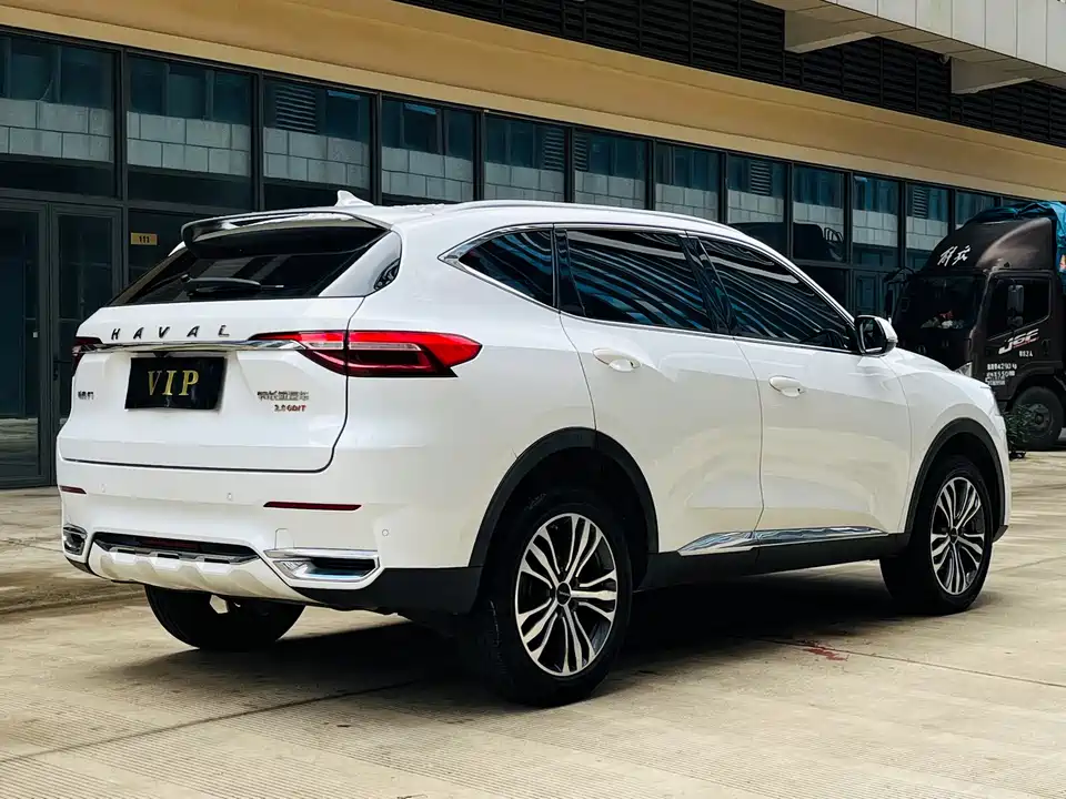 Haval F7