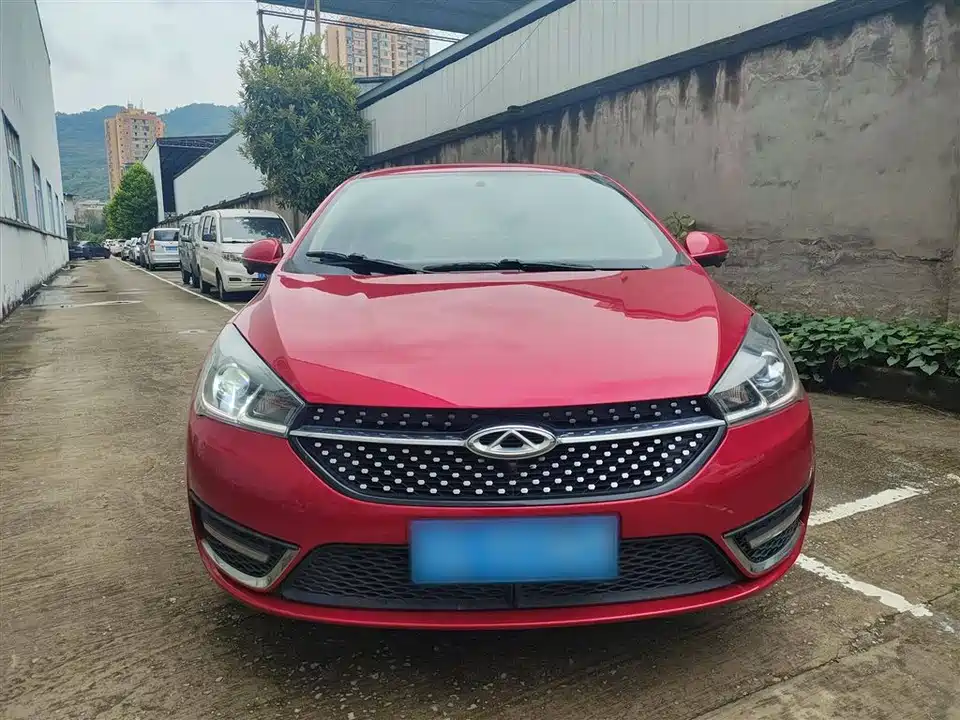 Chery Arrizo 5