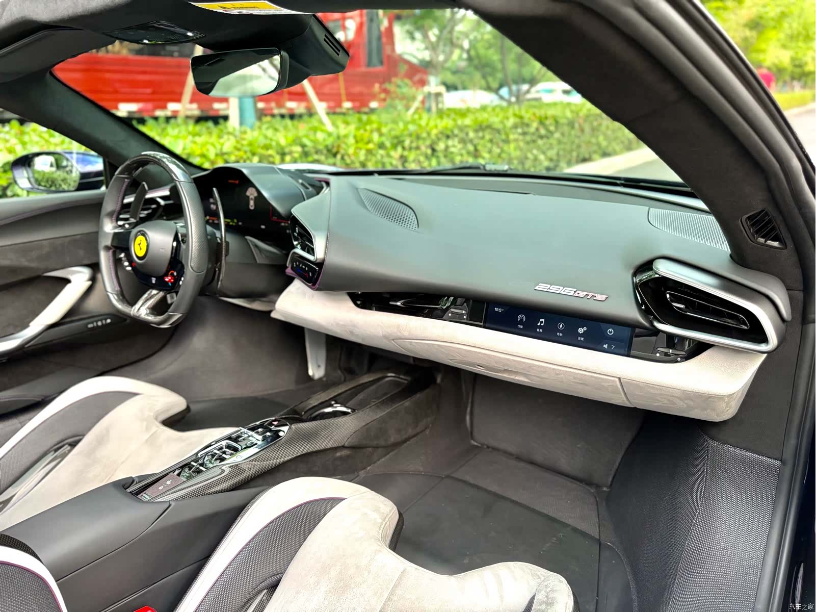 Ferrari 296, 2025 9