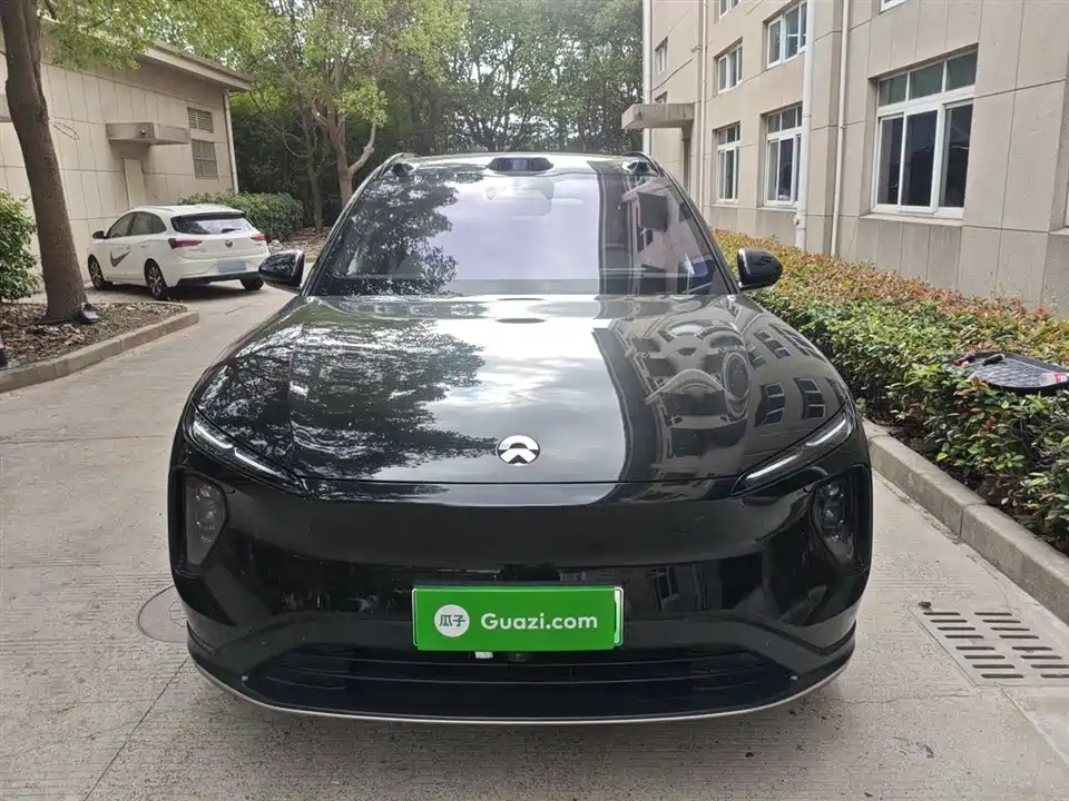 NIO ES6
