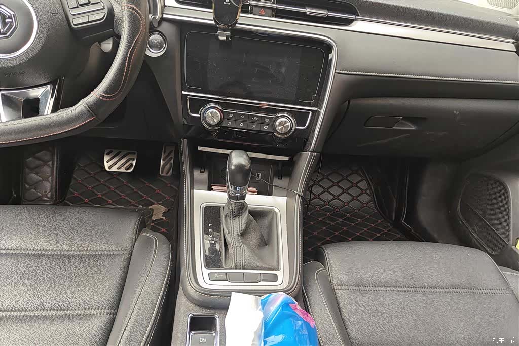 MG MG6, 2018 13