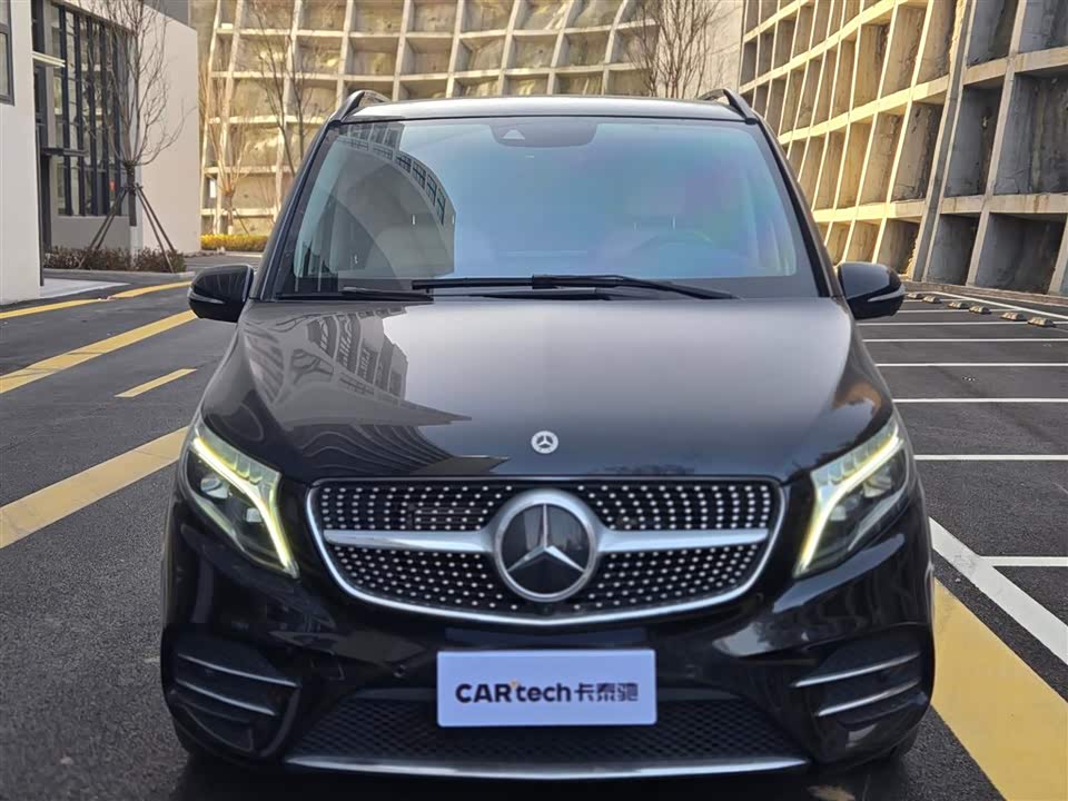 Mercedes-Benz V-class