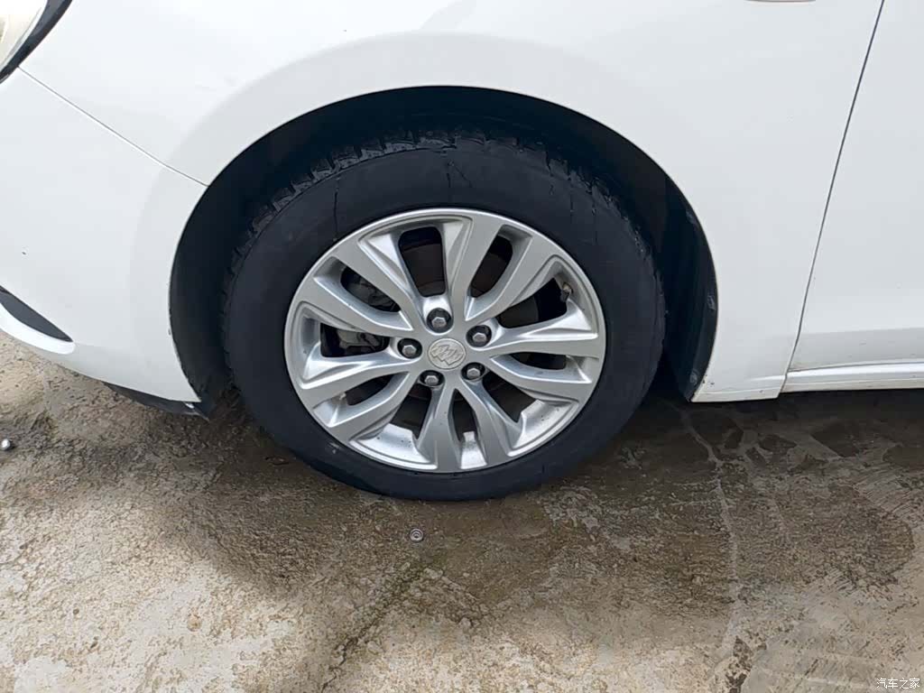 Buick V, 2018 23