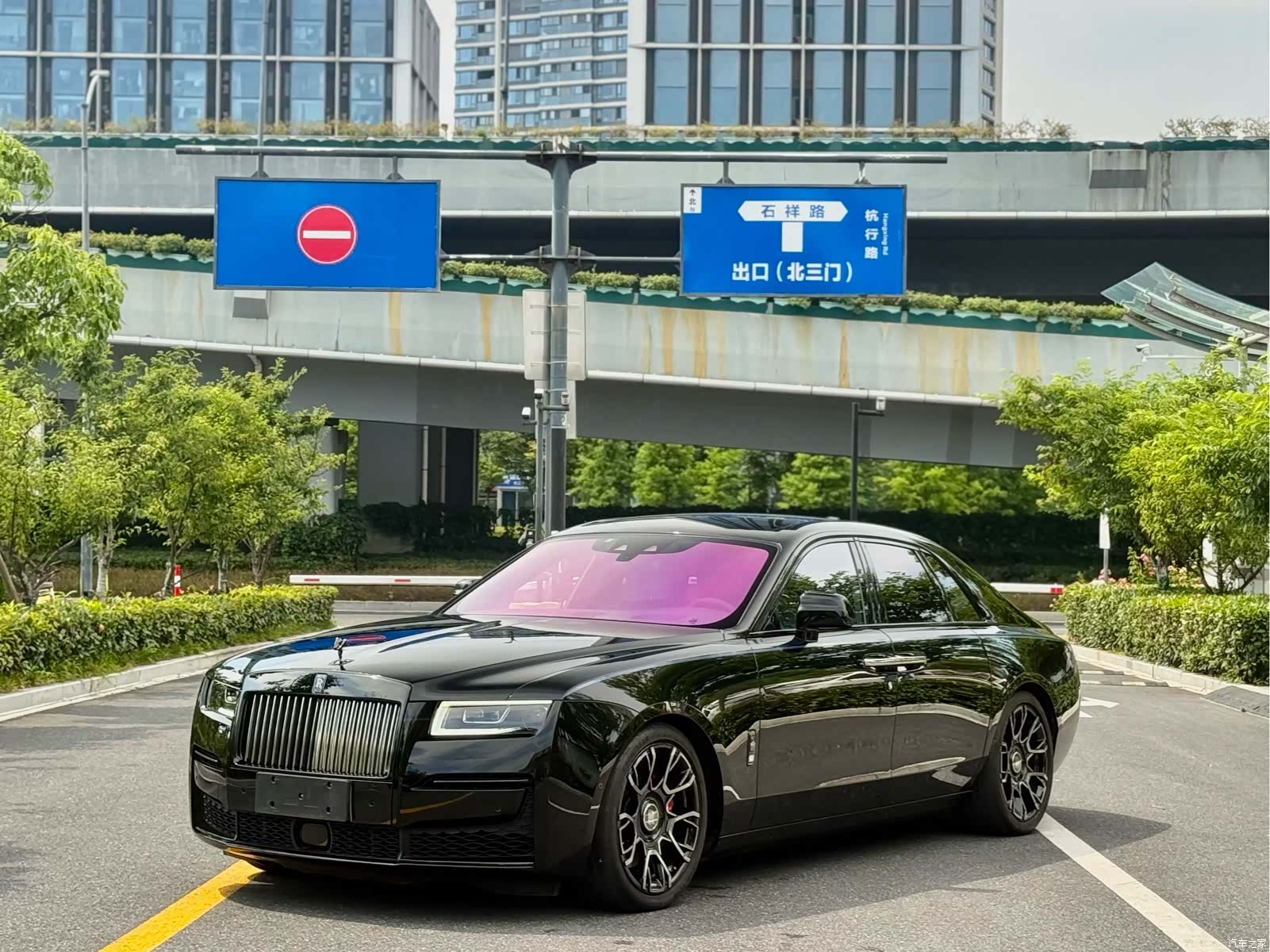 Rolls-Royce Ghost, 2023 3
